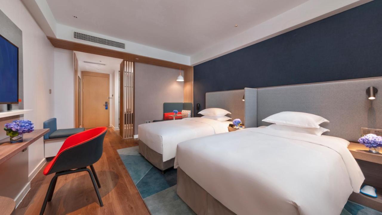 Holiday Inn Express Qiliping By Ihg Omejsan Kültér fotó